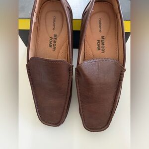 Claiborne Men's Alfonso Size 10.5 Slip On Comfort Memory Foam Brown Loafers EUC